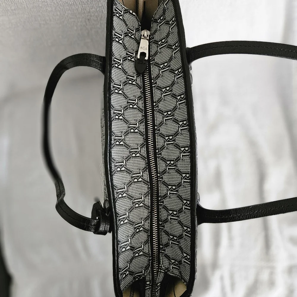 Ralph Lauren Signature Monogram Black and White Tote - Picture 7 of 10